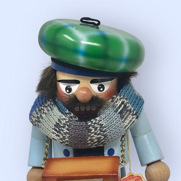 Steinbach Wooden Nutcracker Chubby Photographer Hand-Painted Christmas S1319 - Picture 2 of 12